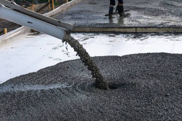 Best Concrete Pool Decks in Southern Gateway, VA